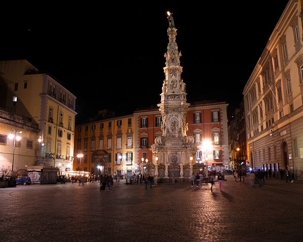 599px-Piazza_del_Gesù